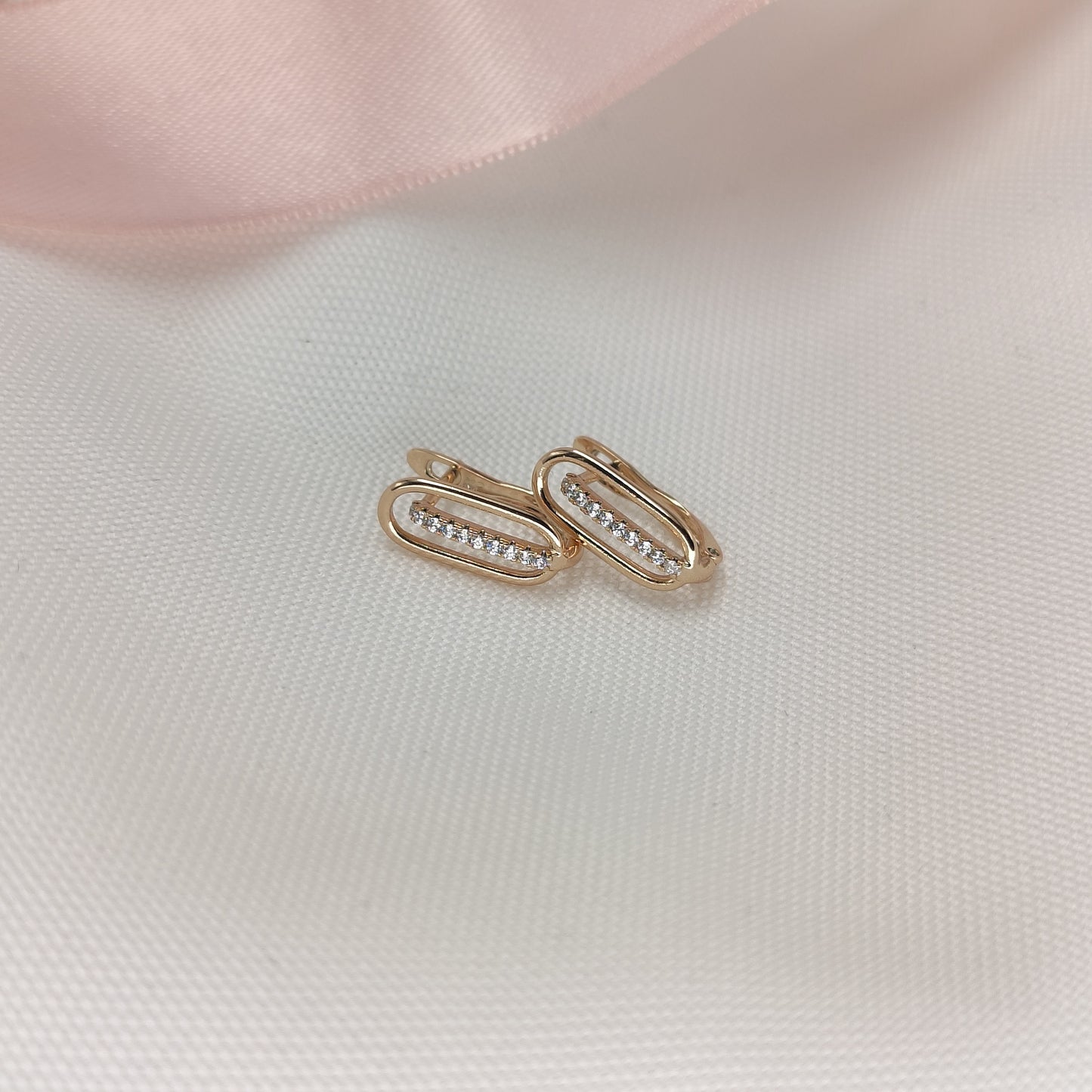 Fiona - Pavé Stud Earrings with Zirconia