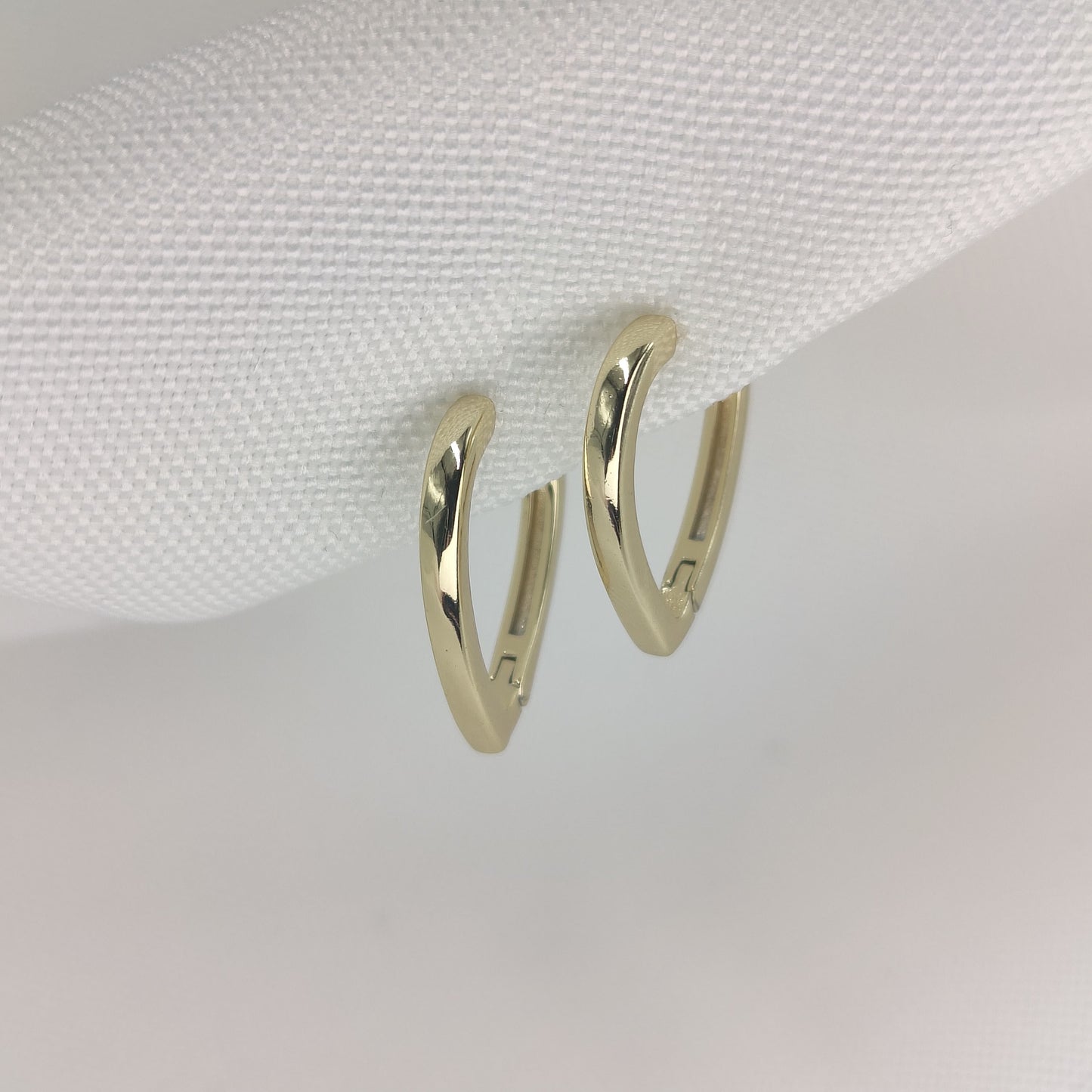 Juliet - Heart Hoop Earrings