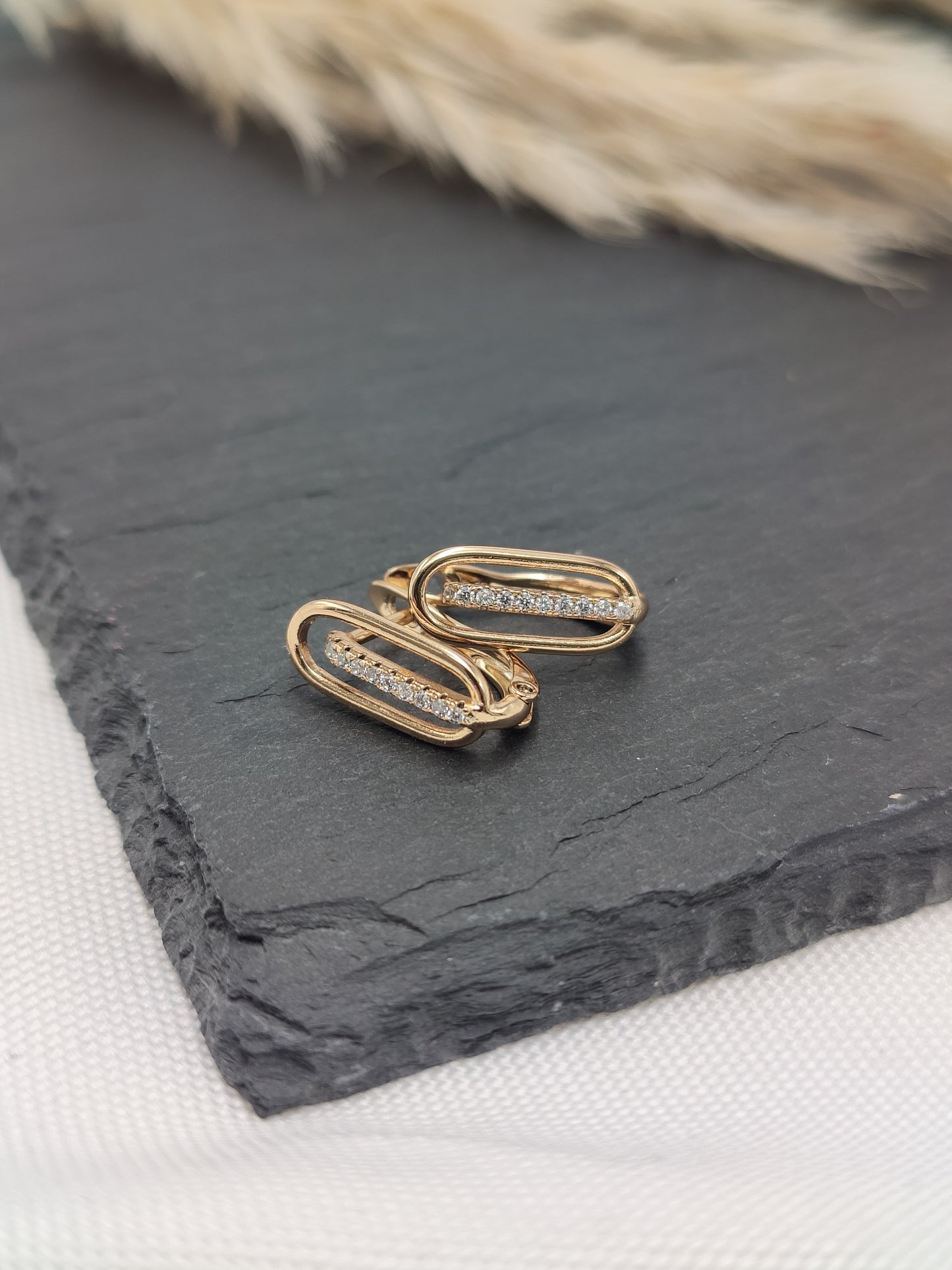 Fiona - Pavé Stud Earrings with Zirconia