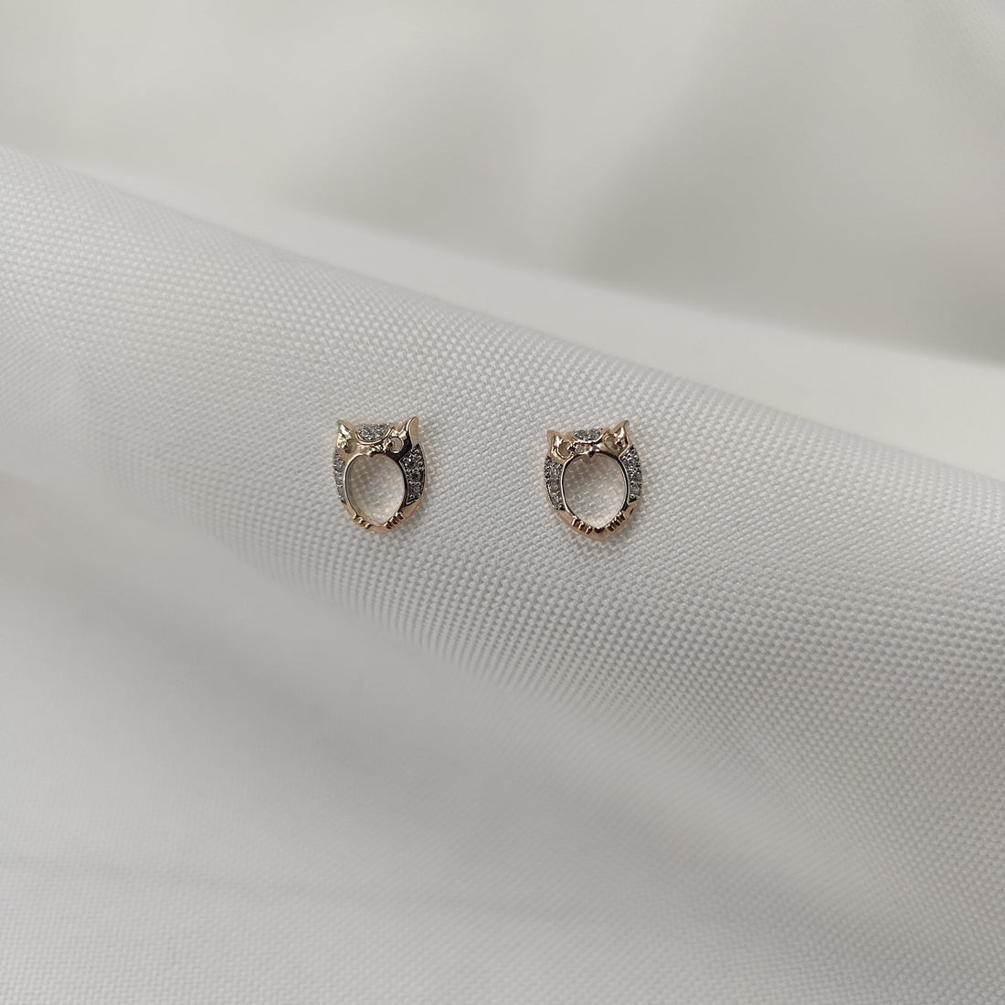 Zoe owl stud earrings with zirconia, rose gold-tone